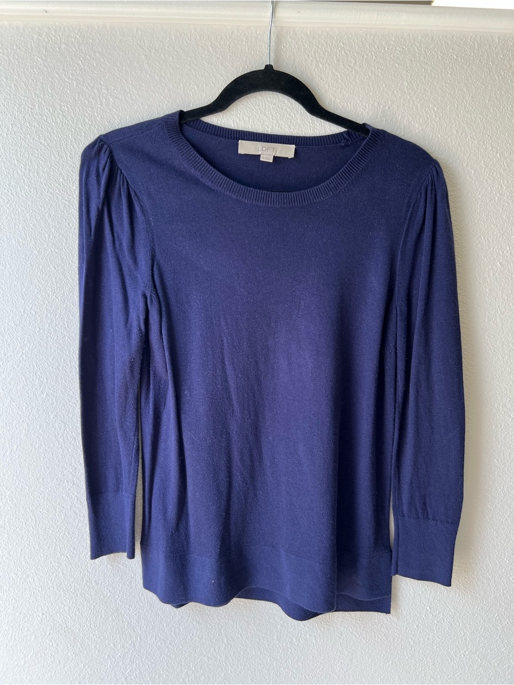 LOFT Navy Pullover Crewneck Long-Sleeve Top